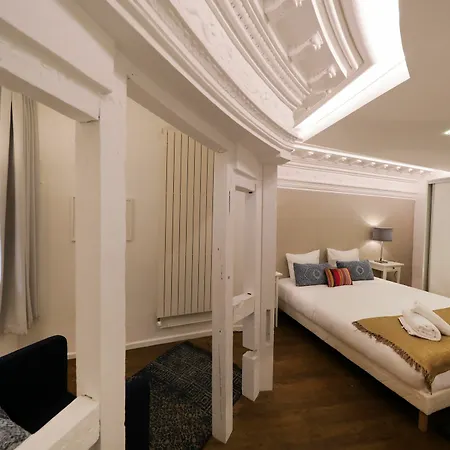 Colmarappart Haussmann Apartment *